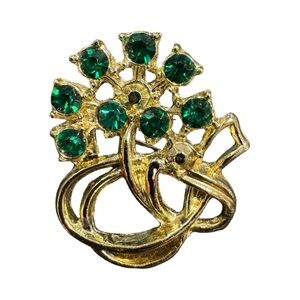 Vintage Gold Tone Emerald Rhinestone Brooch